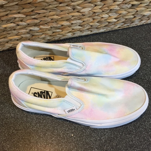 Vans Tie-Dye Slip-On Flats Unisex - Picture 10 of 14